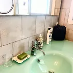 Les Oliviers Big Terrace&pool Comfy Appartamento Roccabruna