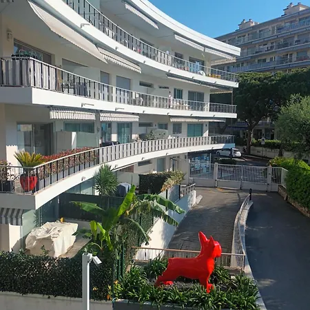 Les Oliviers Big Terrace&pool Comfy Apartamento
