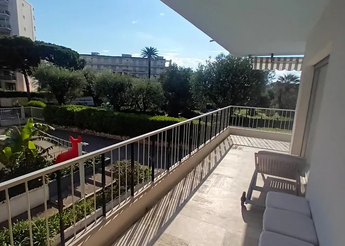 Apartament Les Oliviers Big Terrace&pool Comfy Roquebrune-Cap-Martin